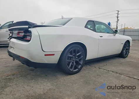 2022 Dodge Challenger R/T z USA, uszkodzony, nr VIN 2C3CDZBT1NH215424